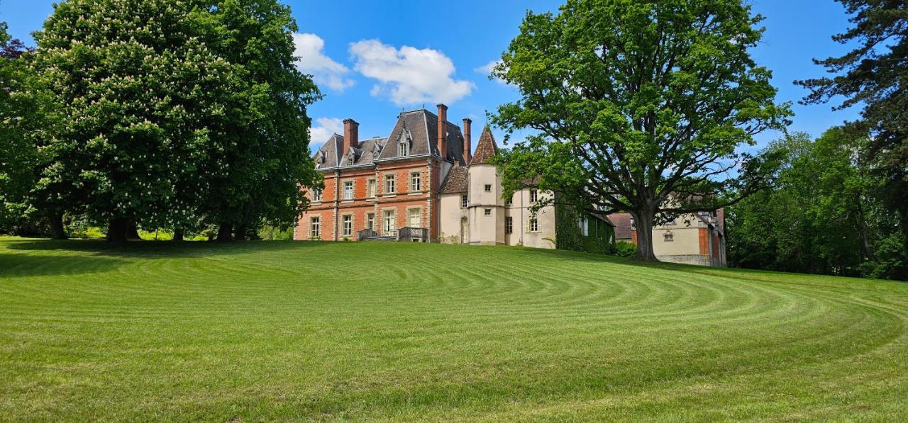 Chateau De Montpatey Bed and Breakfast Couches Buitenkant foto