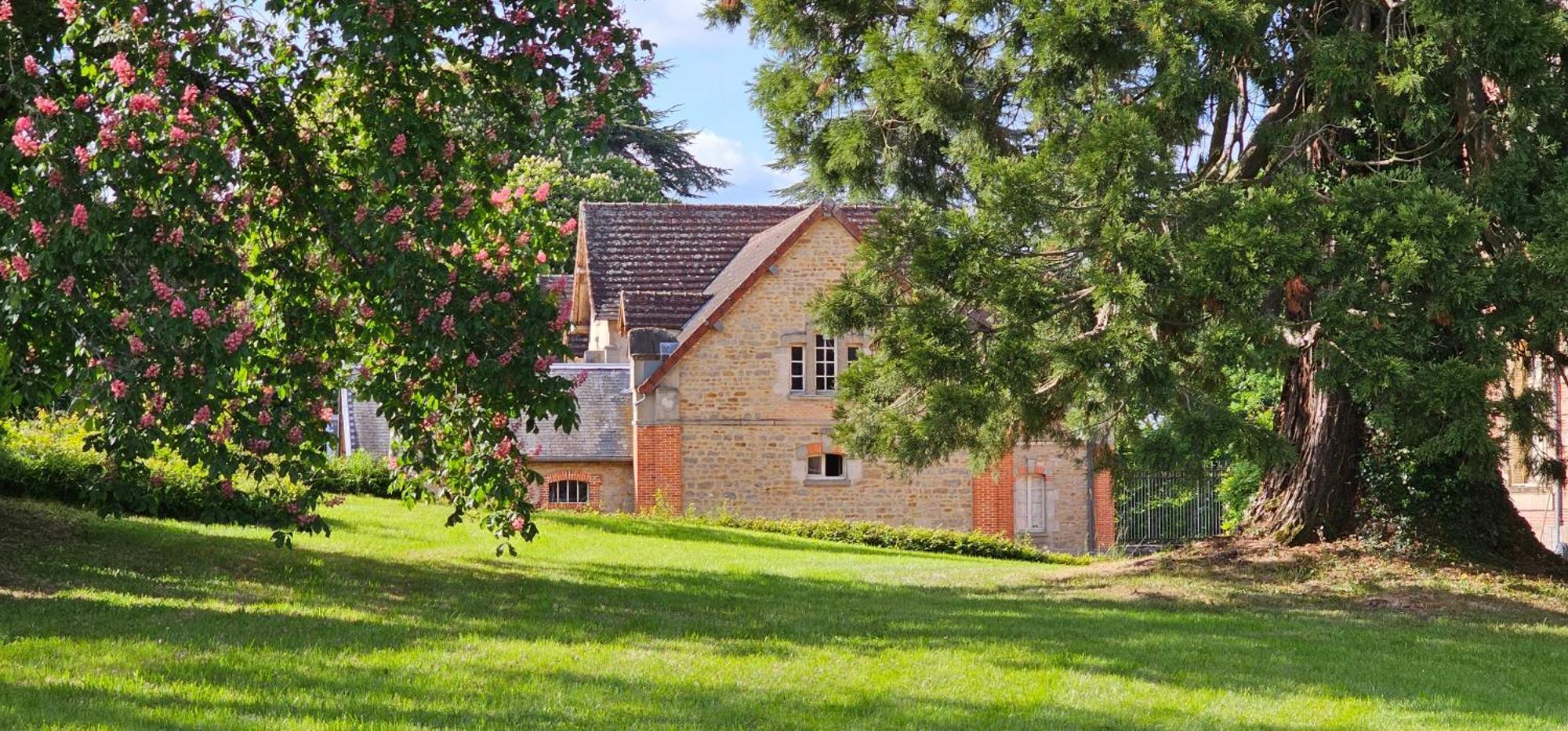 Chateau De Montpatey Bed and Breakfast Couches Buitenkant foto