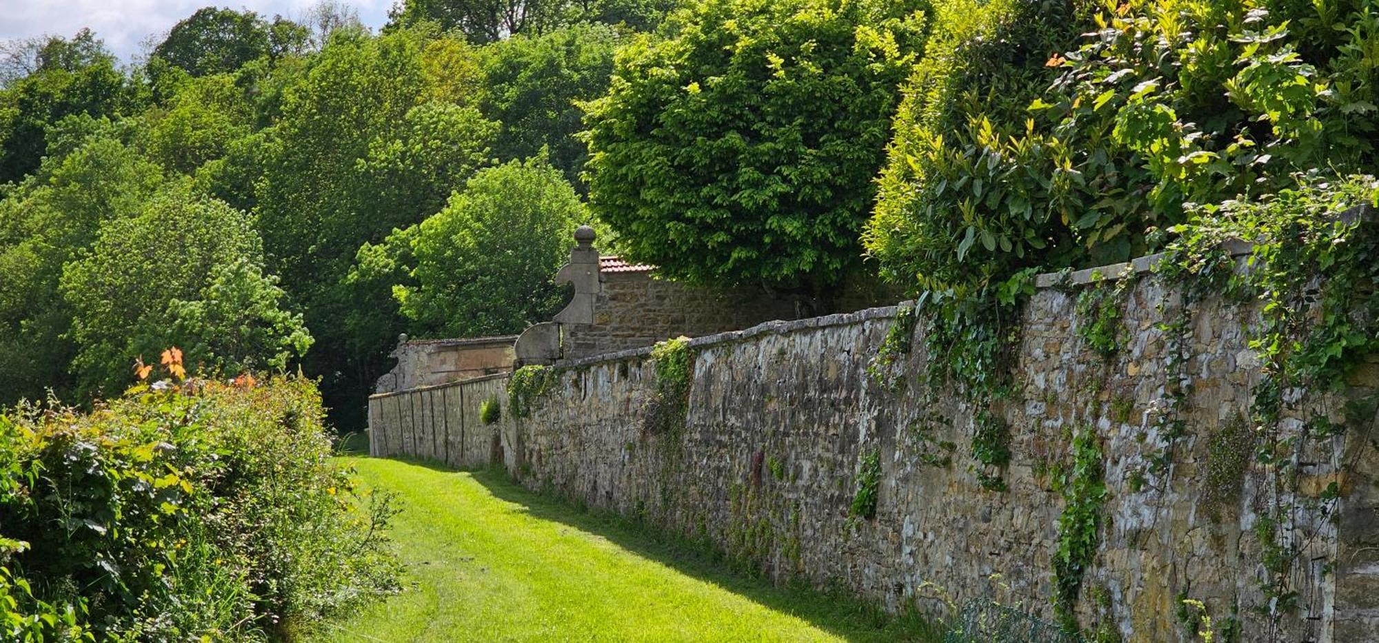 Chateau De Montpatey Bed and Breakfast Couches Buitenkant foto